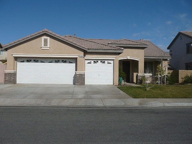 Courtesy of Park Place GMAC Real Estate