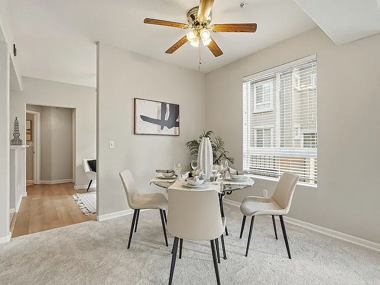 599 Marble Arch Ave — Photo 4