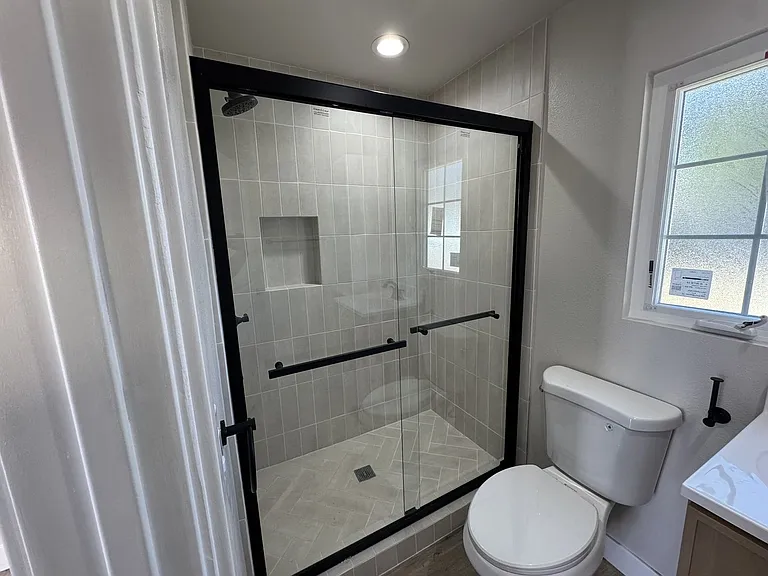 814 E Erna Ave — Photo 10