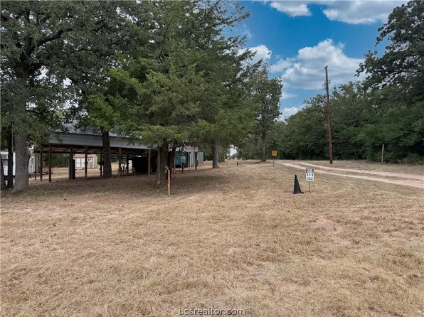 13358 Double Deuce Ln, Bryan, TX 77807