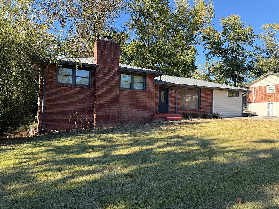 507 Glengarry Dr