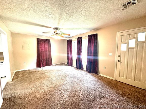 5th image of 221 N Kates Ave