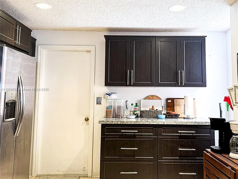 1543 Barcelona Way — Photo 4