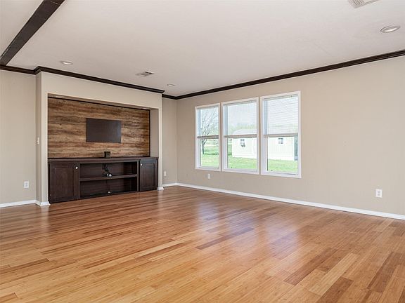 5th image of 400 Private Road 4295 Pr