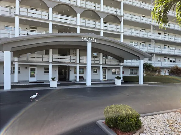 5900 Shore Blvd S APT 211, Gulfport, FL 33707