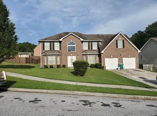 1912 Young Ln, Stone Mountain, GA 30088