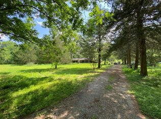 47 Phelps Slab Rd, Huntsville, TX 77340