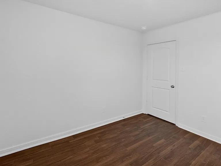 3819 Leighton Hbr — Photo 18