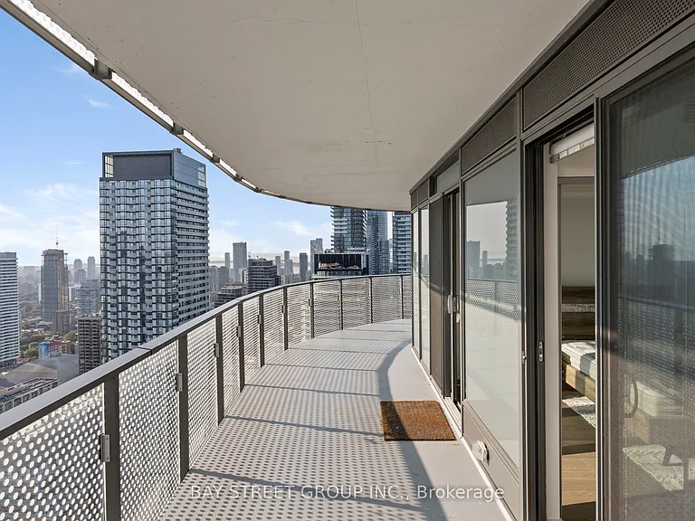 11 Wellesley St W #4202 — Photo 21