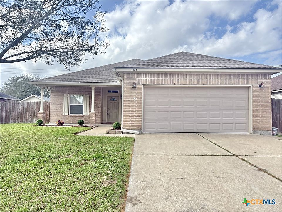 1st image of 105 Holly Oak Ct