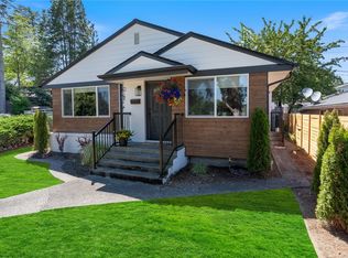 9255 34th Ave SW, Seattle, WA 98126