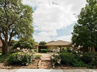 7732 Lone Moor Cir, Dallas, TX 75248