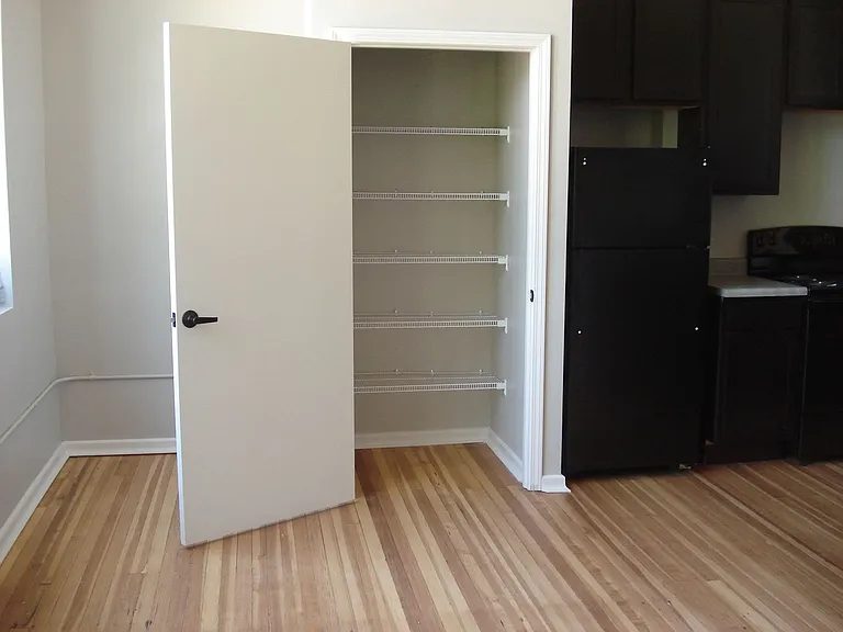308 E Corning St — Photo 62