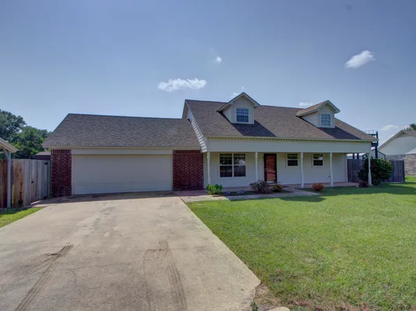 830 S Bowie St, New Boston, TX 75570