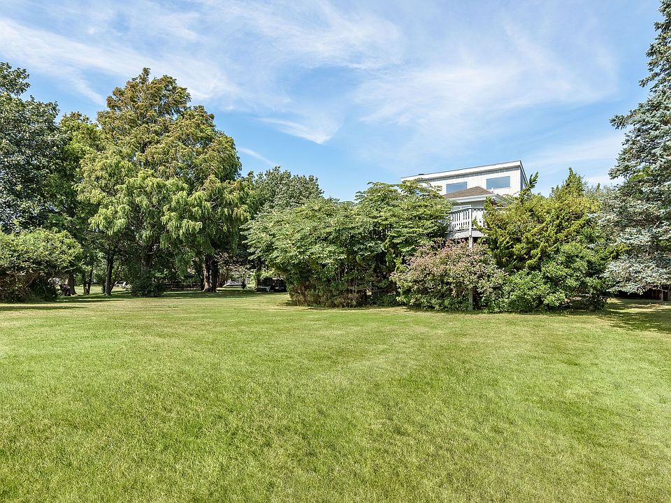 1st image of 310 Fairview Ave