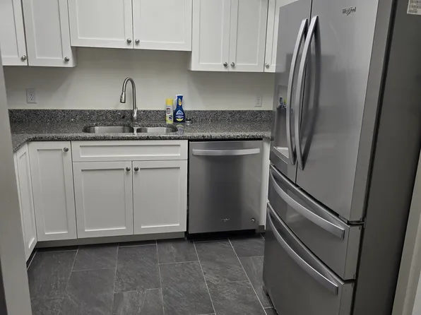 579 Midway Dr #B, Ocala, FL 34472