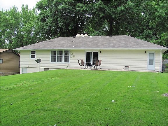 4th image of 2611 N 83rd St