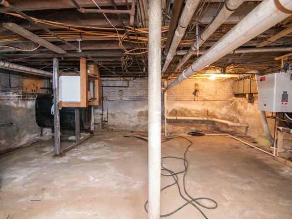 lewiston-maine-125392318 picture