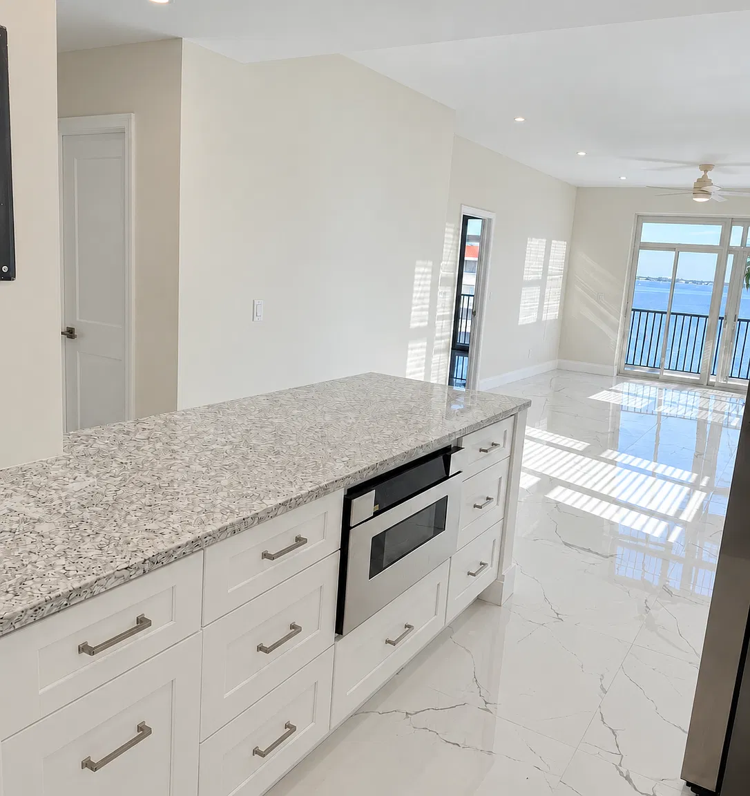 2 bed, 1079 sqft, $4,000 — Photo 4