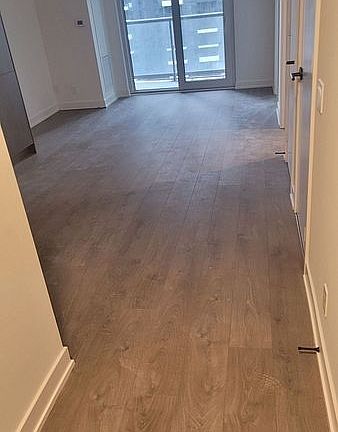 4th image of 108 Peter St #1905