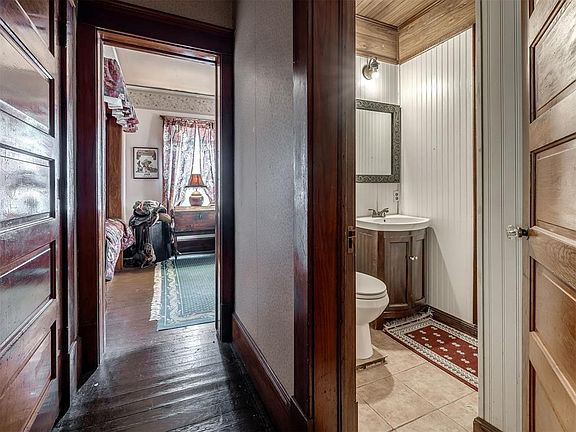 30th image of this home