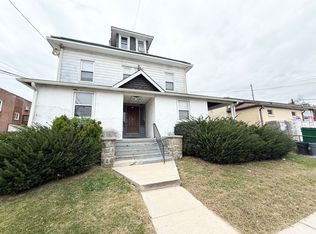 229 Ridley Ave APT 1, Folsom, PA 19033