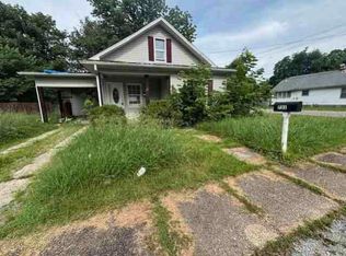 731 N Walnut St, Dexter, MO 63841