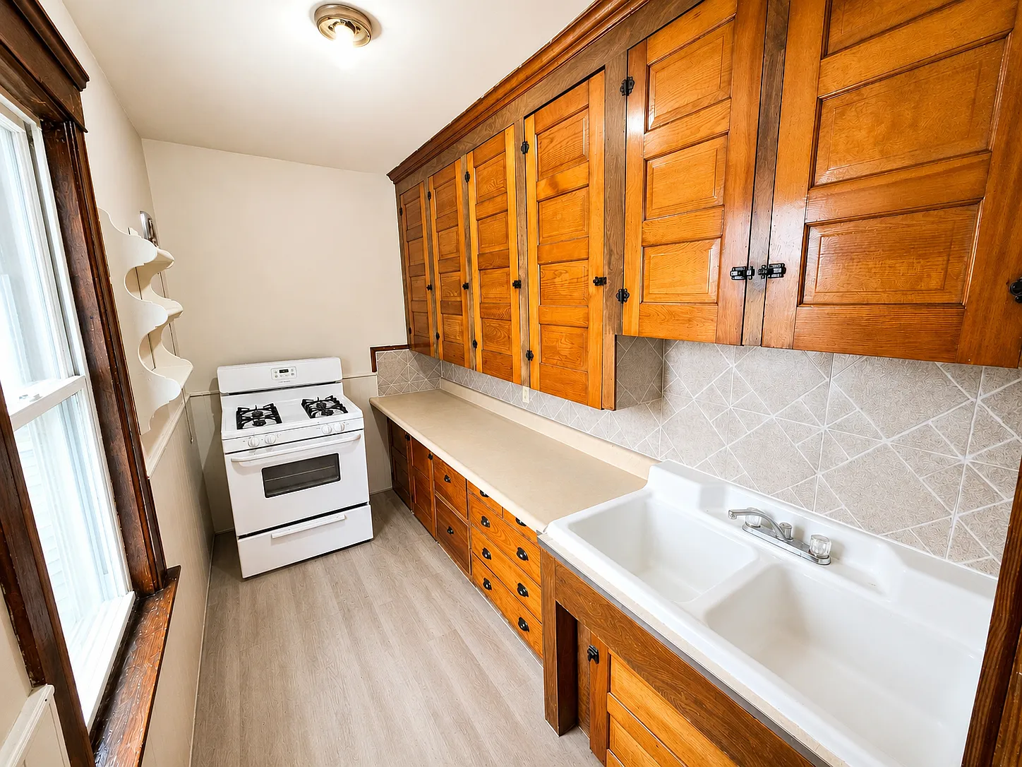3 bed, 1900 sqft, $800 — Photo 4