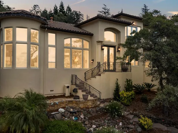 2070 Driftwood Cir, El Dorado Hills, CA 95762