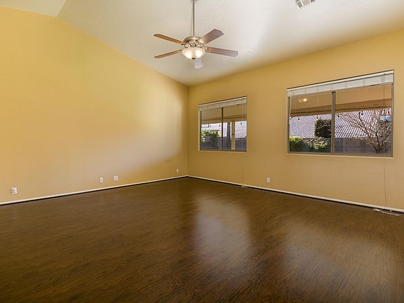 3rd image of 4025 W Irma Ln