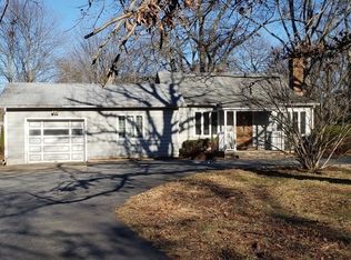 32 Ridge Rd, Oak Ridge, NJ 07438