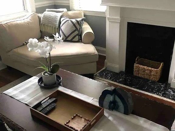 5th image of 523 E Gwinnett Street #A