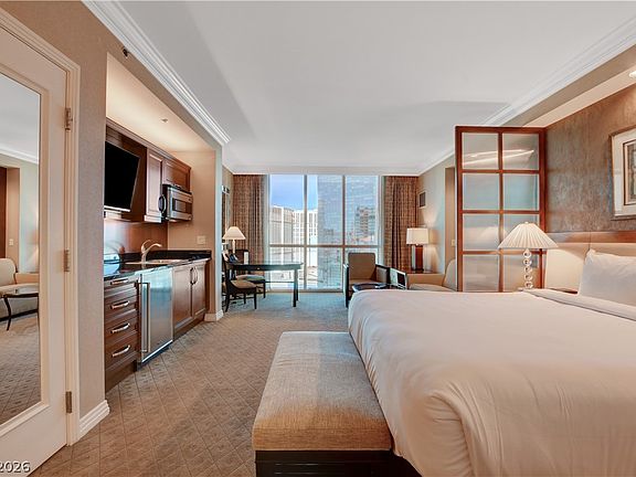 5th image of 135 Harmon Ave #2411