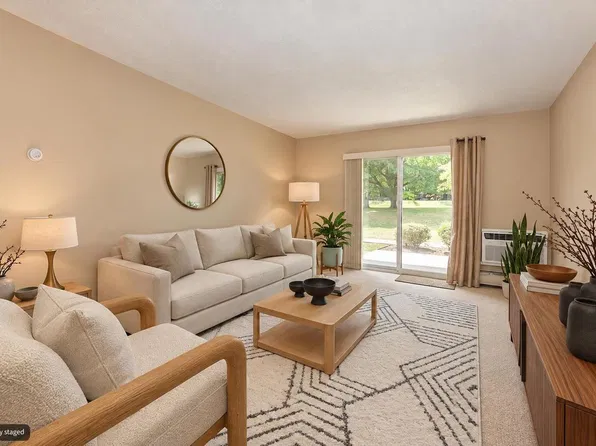 3935 S 84th STREET #4, Greenfield, WI 53228
