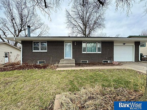 2nd image of 7251 Garland St