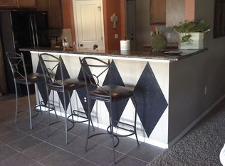 1098 Skyline Blvd, Edmond, OK 73025