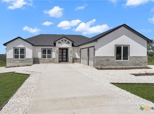 1585 Private Road 2771, Mico, TX 78056