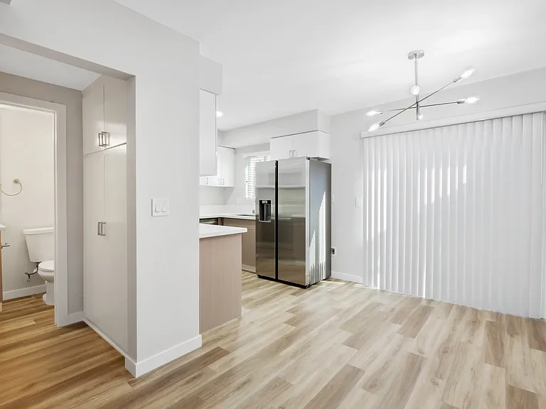 3650 Newton — Photo 12