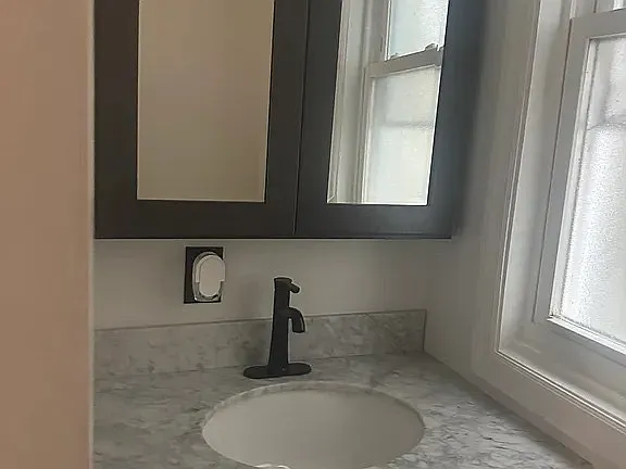 3 bed, $2,350 — Photo 4