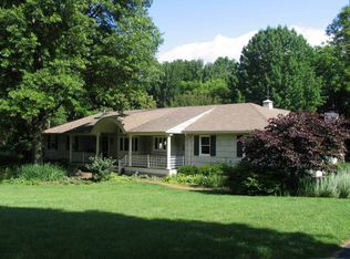 2 Pitney Dr, Mendham, NJ 07945