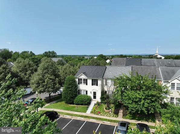 25449 Morse Dr, Chantilly, VA 20152