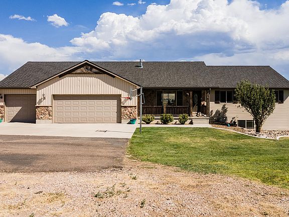 3rd image of 8432 N Facer Mountain Dr