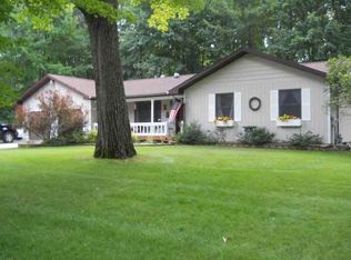 130 Broken Arrow Trl, Houghton Lake, MI 48629