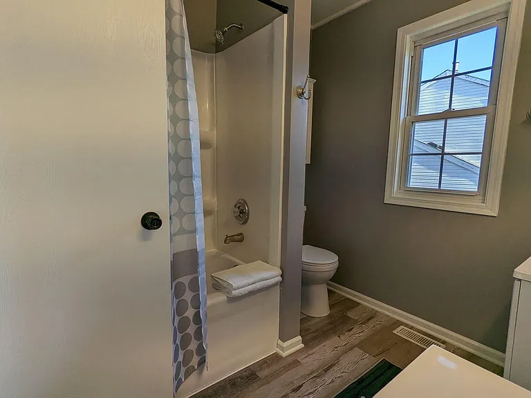 545 Monarch Dr — Photo 12
