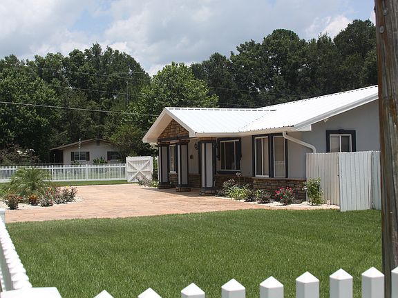 3rd image of 13577 SE 33rd Ct