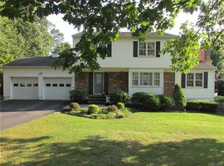 3 Red Oak Ter, Newburgh, NY 12550