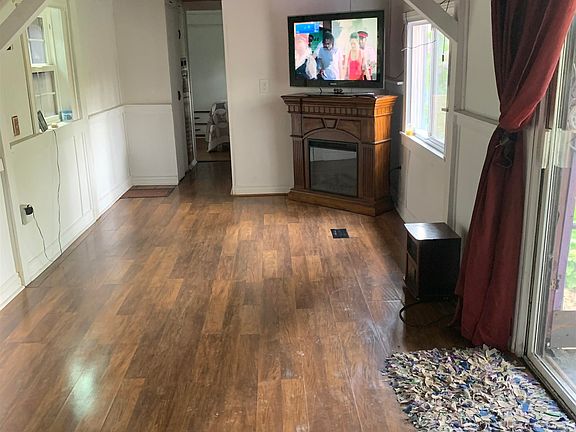 2nd image of 10115 W Scenic Dr