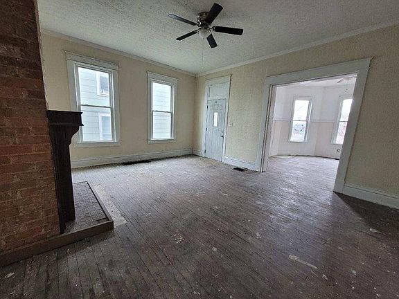 2nd image of 1226 Franklin Ave