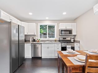 713 NE 9th St #1-3, Grants Pass, OR 97526