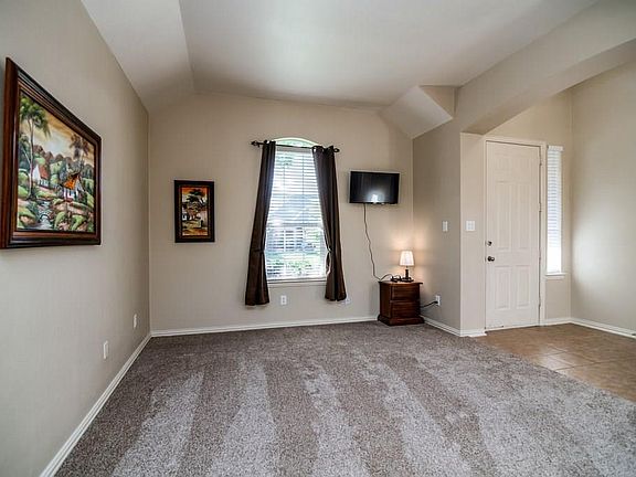 5th image of 2540 Indian Hills Dr